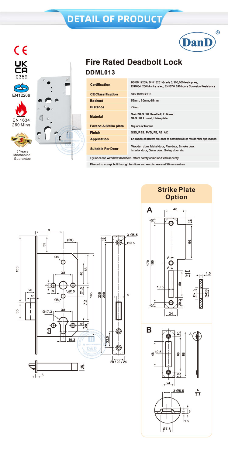T&uuml;rschloss im Freien