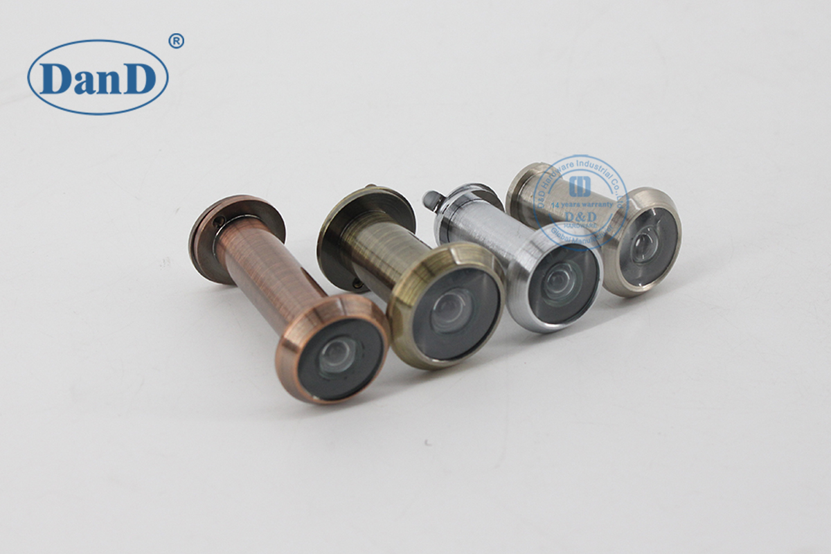 Au&szlig;ent&uuml;r mit gro&szlig;er Aussicht Guckloch -Zuschauer