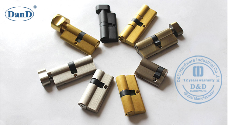 T&uuml;rschloss-Zylinder-D und D-Hardware